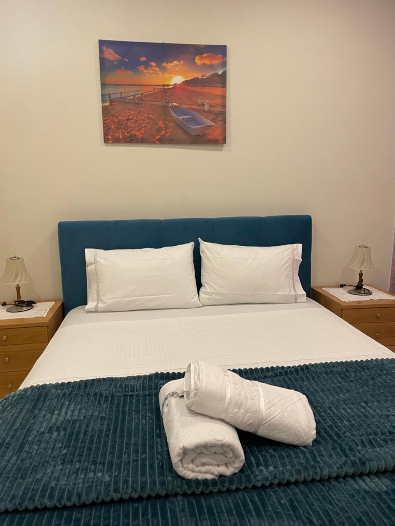 Leonora'S Apartment พริโนส ภายนอก รูปภาพ